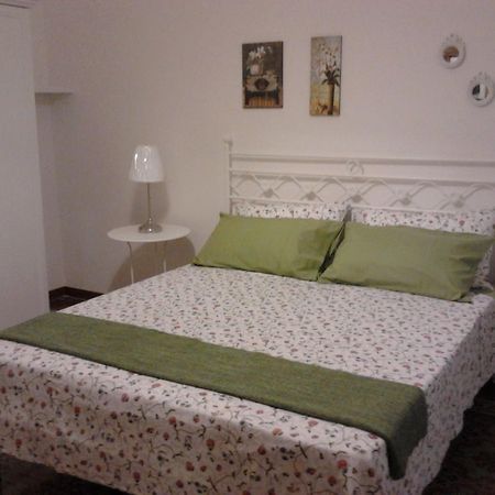 Casa Vacanza Le Farfalle Трапани Стая снимка