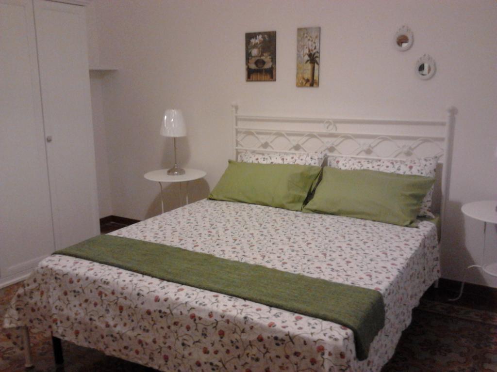 Casa Vacanza Le Farfalle Трапани Стая снимка